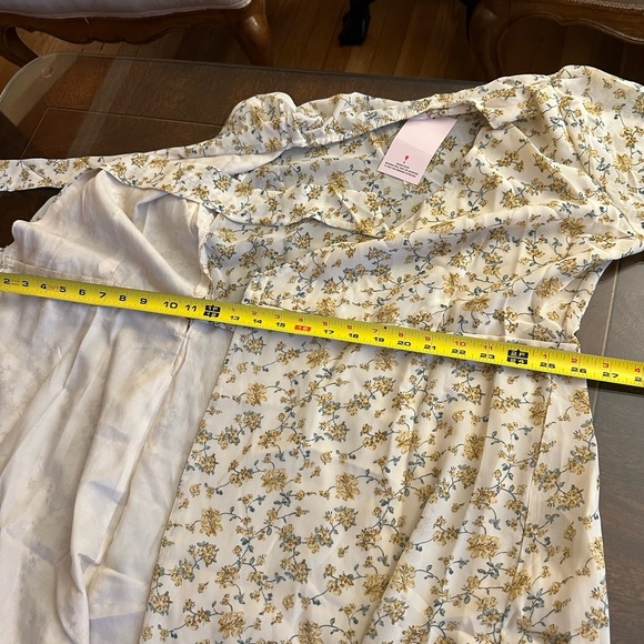 🤍BRAND NEW🤍 PKC Collection Wrap Dress - Picture 9 of 9